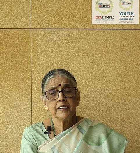 Sudha_murthy